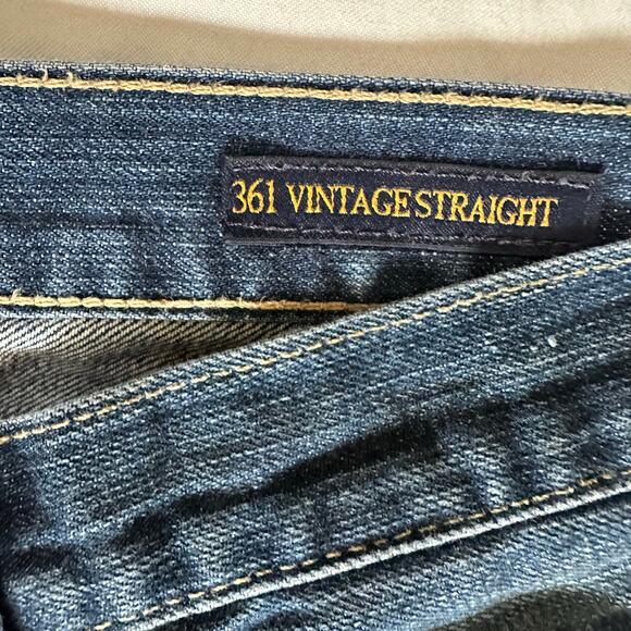 Lucky Brand Faded Blue, Vintage Straight Jeans- 34x30 - Picture 5 of 12